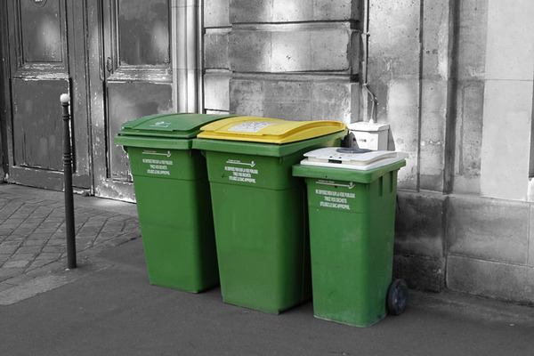 Trois bacs tri collecte
