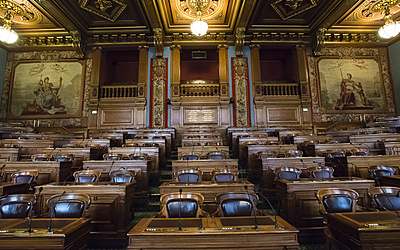 Salle du conseil de Paris vide