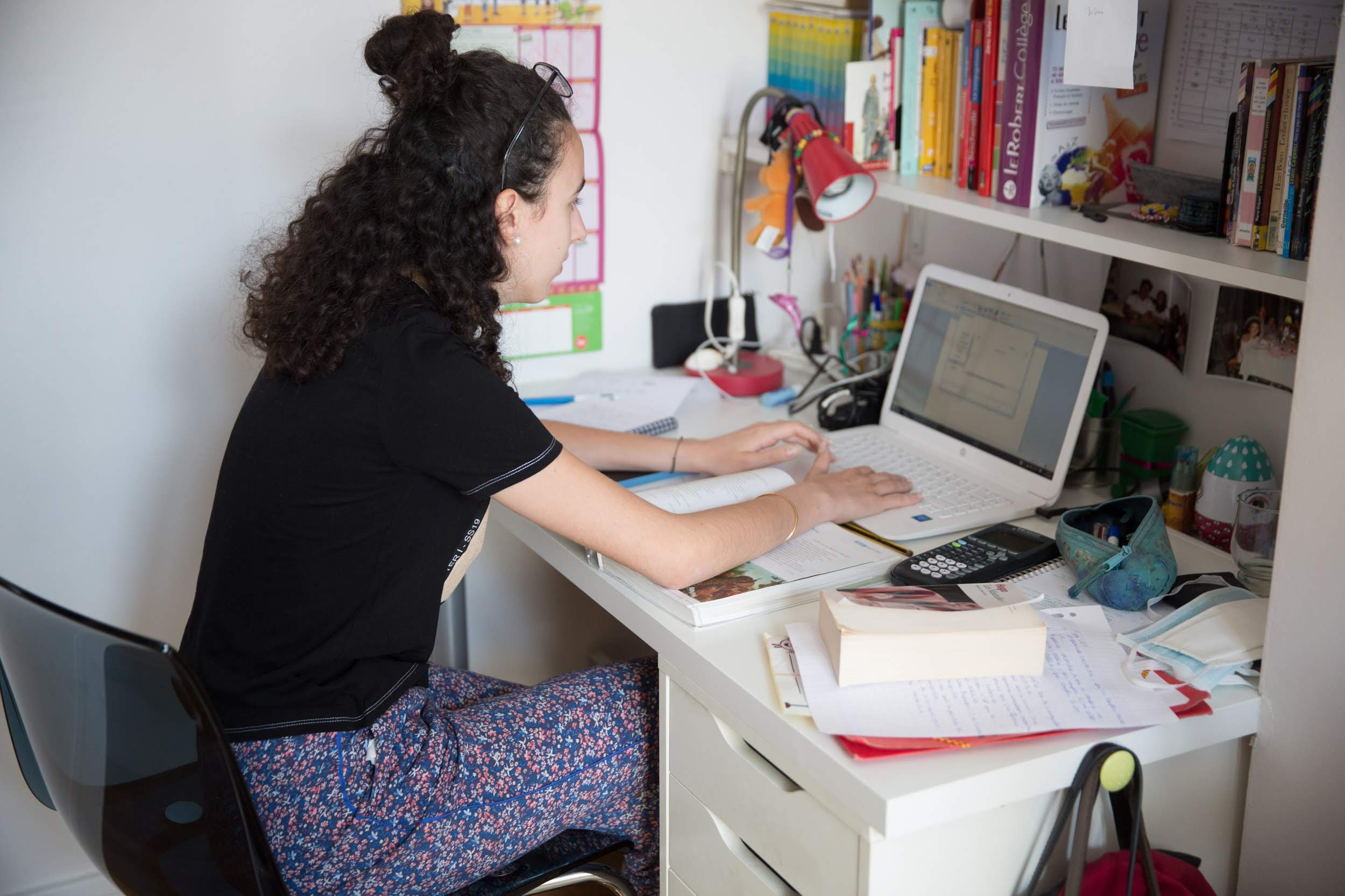 Etudiante chez elle
