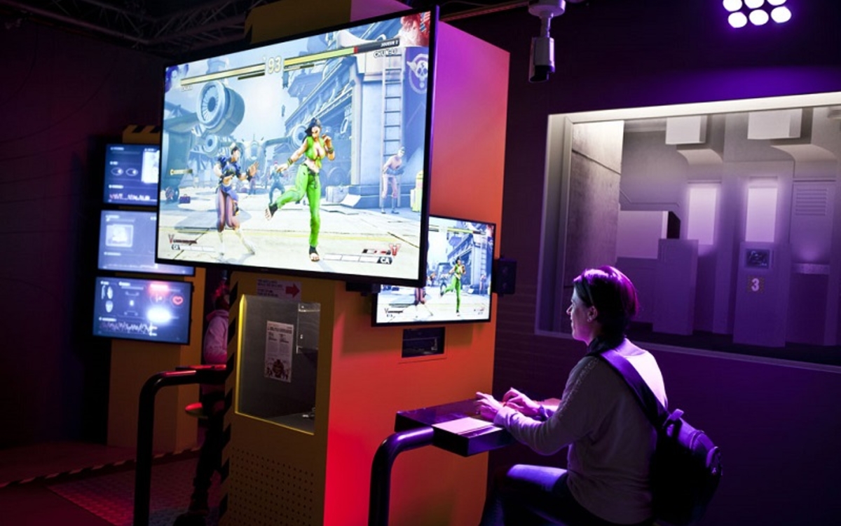 Exposition permanente E-lab, espace jeux vidéo à la Cité des sciences et de l’industrie