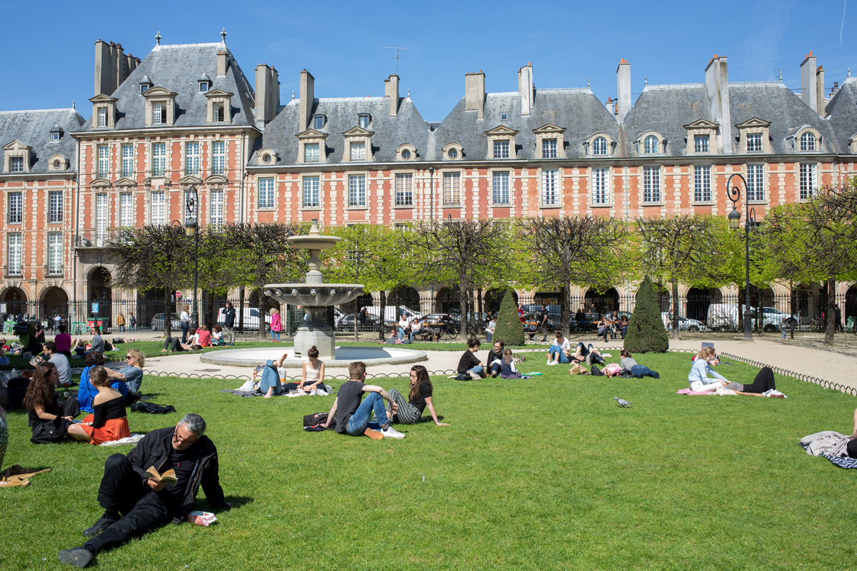 Le square Louis XIII.