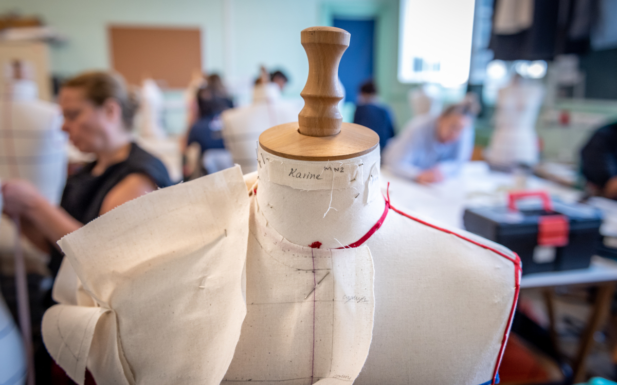 Etablissement Belleville Cours pour adultes atelier de couture