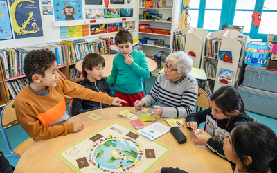 Jeu contre le racisme à l'école Murat 16e, fabriqué par une habitante et lauréat Budget participatif 2019 