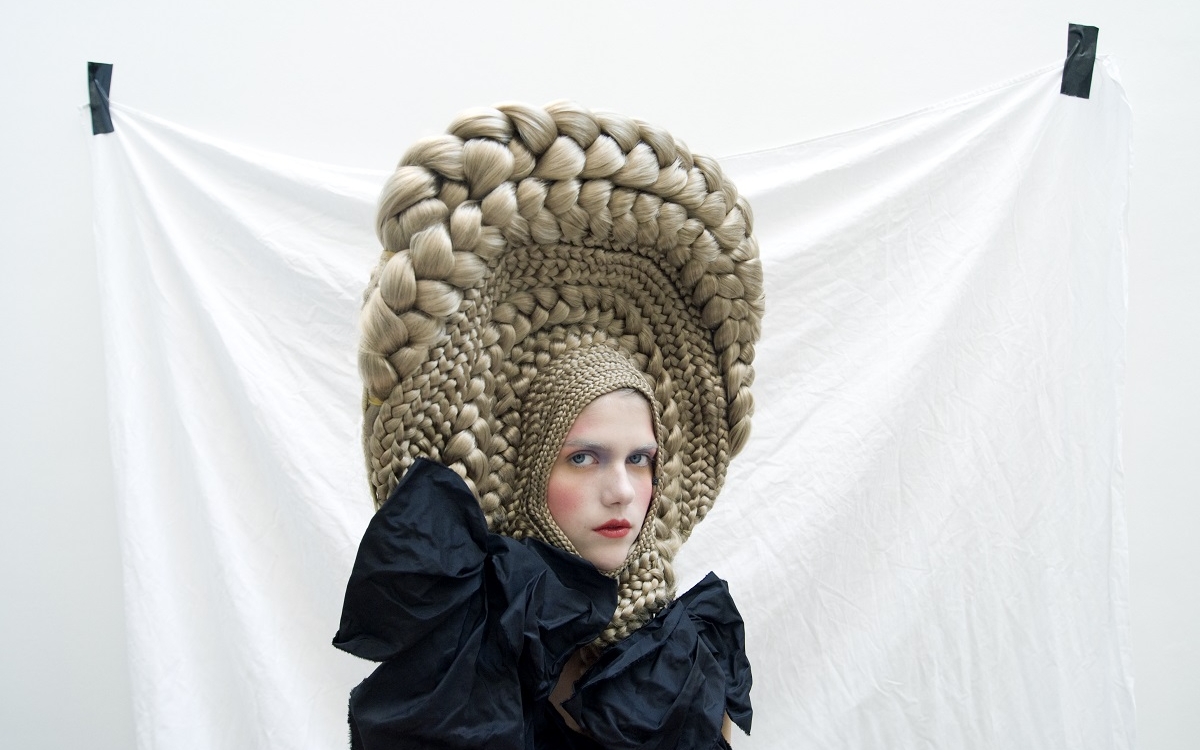 Marisol Suarez — Perruque tressée